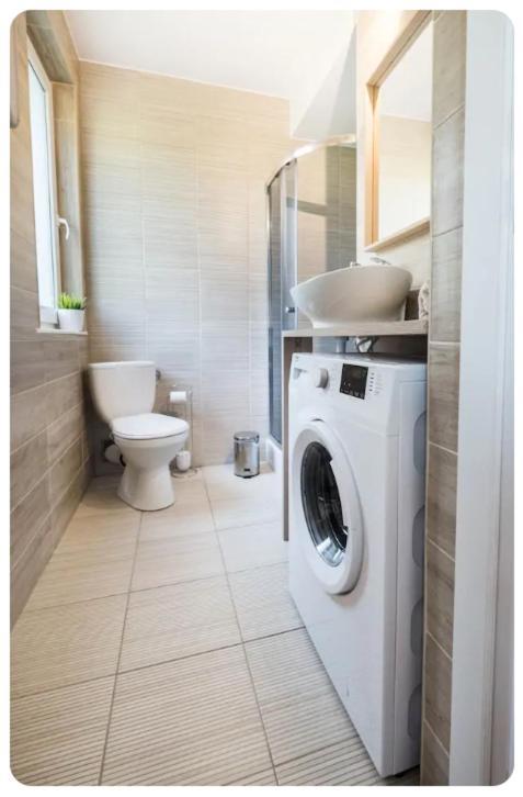 Hello Apartments Broniewskiego Hawajski 400 M Do Plazy غدانسك المظهر الخارجي الصورة